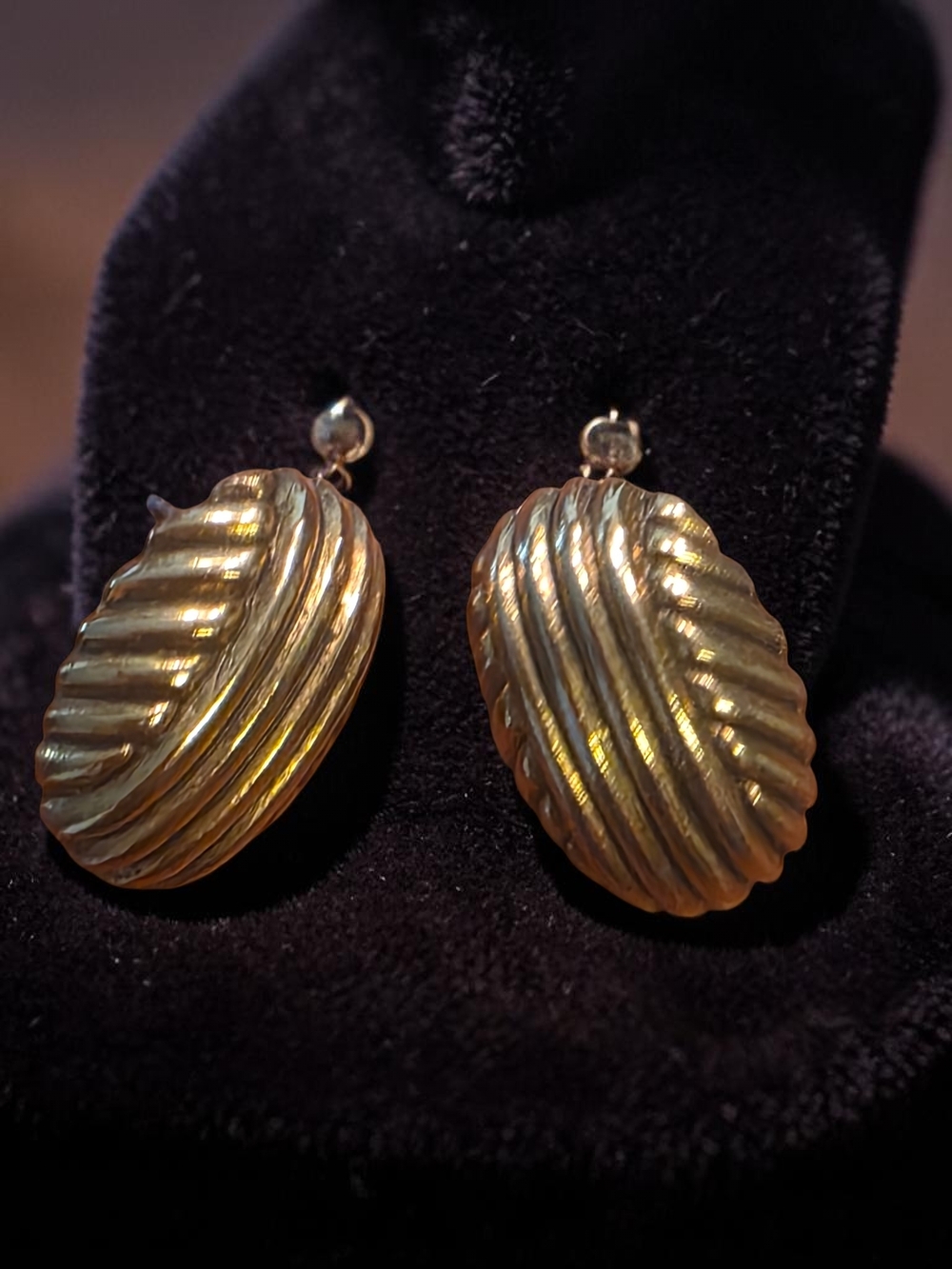 Gold Ribbed Scalloped Shell Statement Drop Earrings